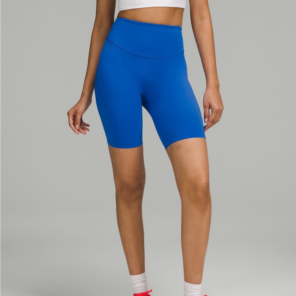 Lululemon Base Pace High Rise Shorts 8”, Size 4, Blue